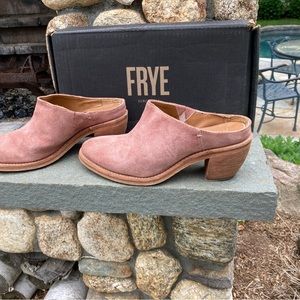 Frye “Rosalie” mule size 7.5
